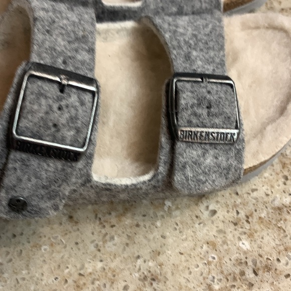 NWOT Birkenstock Arizona Happy Lamb Wool Size 1-1.5 - Picture 3 of 7